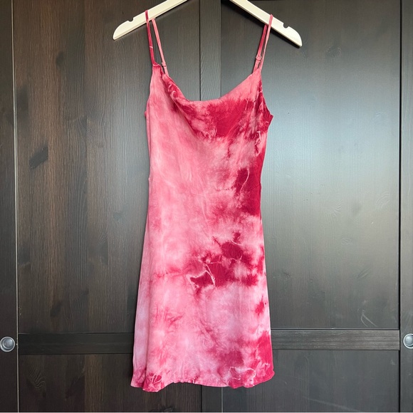 Lulu’s Tie-Dye Cowl Neck Sleeveless Mini Slip Dress XS - Picture 3 of 5